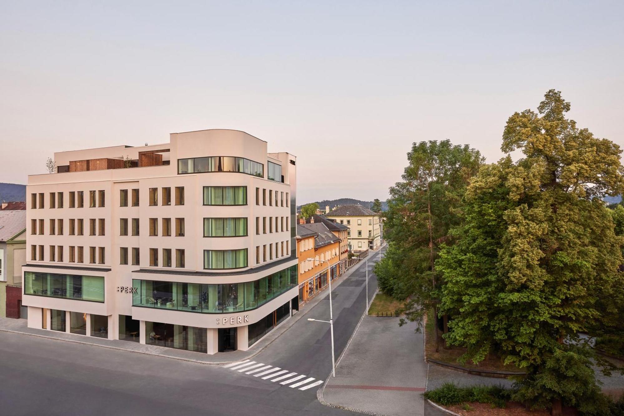 Hotel Perk Šumperk Exteriör bild